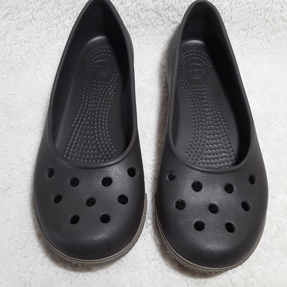 CROCS Brown Flats Size 7